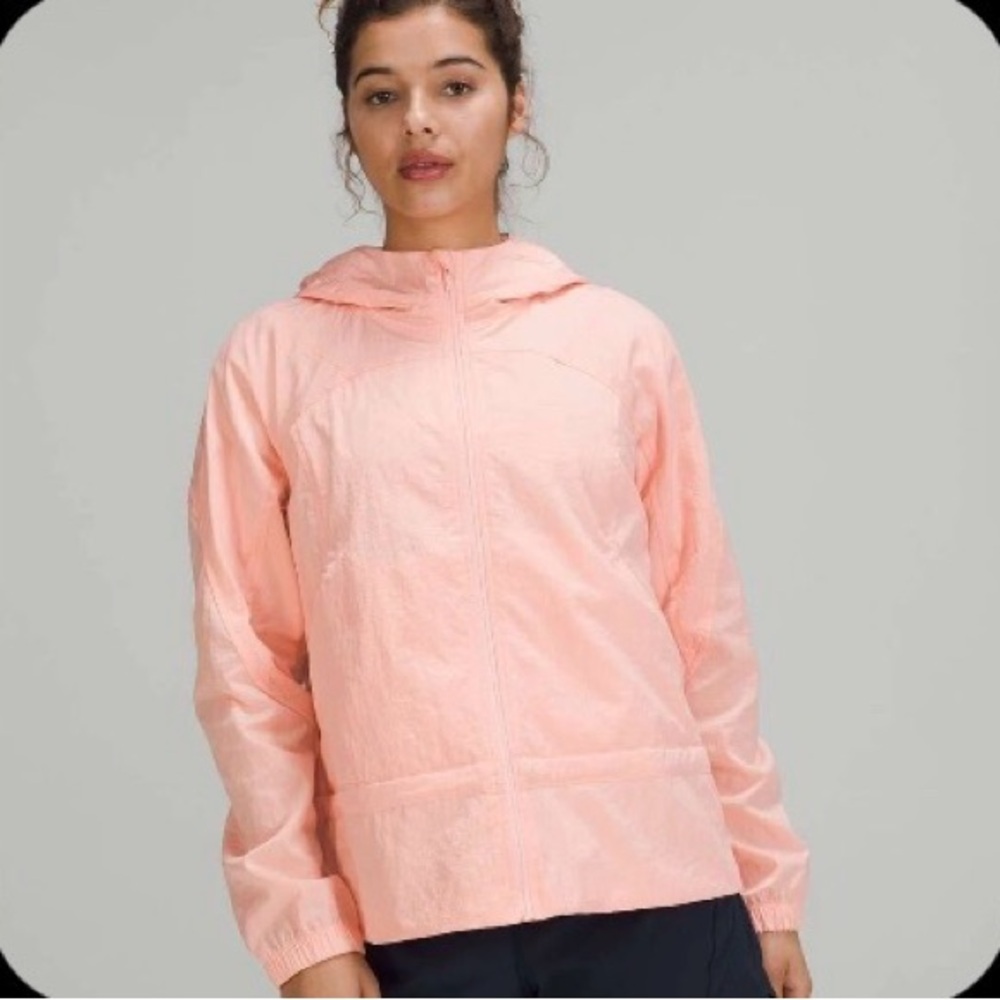 Lululemon Rain Jacket Size
8